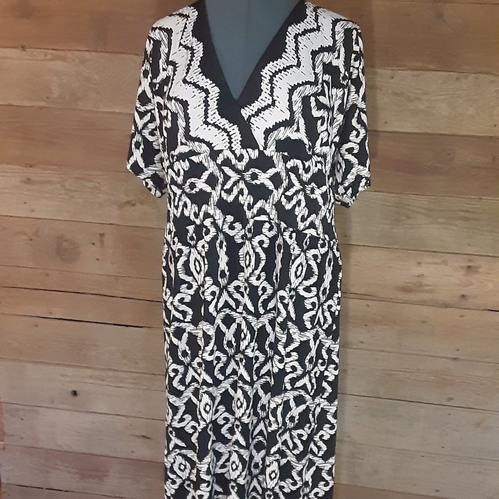 Calessa Dress Black & White Print Dress